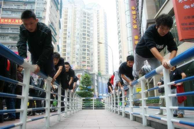 重庆（J.F）跃飞跑酷俱乐部-跑酷中文网