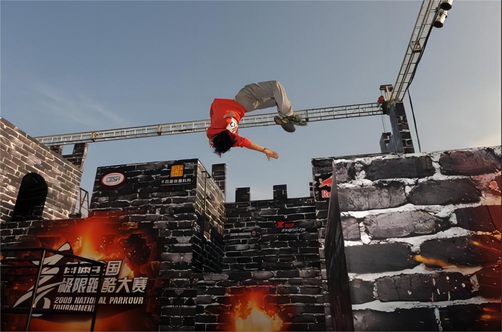 2009年首届全国跑酷大赛落幕 尽展风采备受追捧【组图】-跑酷中文网