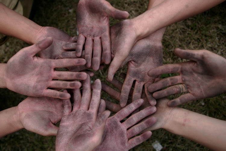 跑酷者街头秀身手(吉林长春Free Leaper跑酷)-跑酷中文网