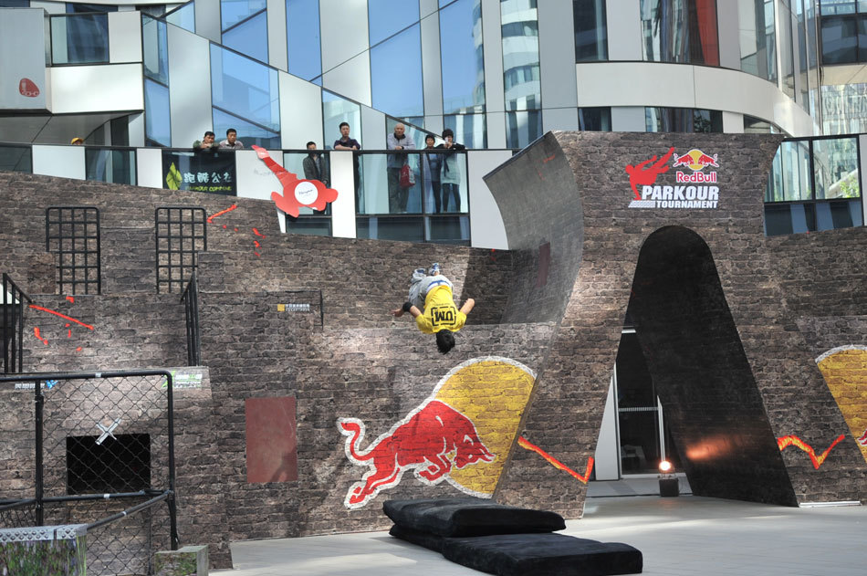 第二届全国跑酷大赛落幕 北京城市猴子独揽3项冠军-跑酷中文网